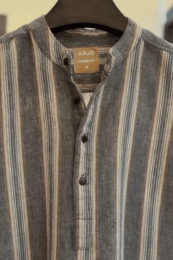 Vintage Earthy Vibe Charcoal Gray Base With Warm Beige & Muted Rust And Off-White Stripes Katua