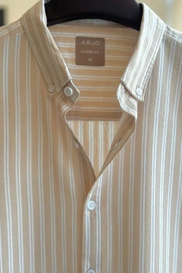 Striped Button Down Shirt Medium Beige & White Stripes