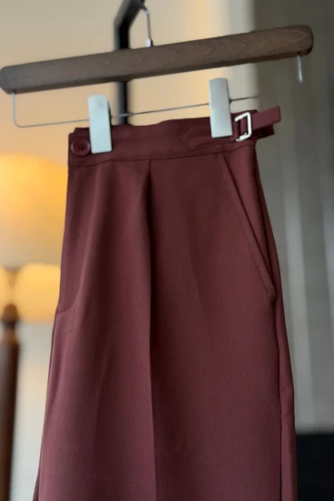 Chocolate Pleated Straight Fit Pant
