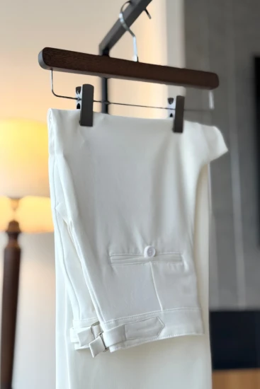 White Pleated Straight Fit Pant